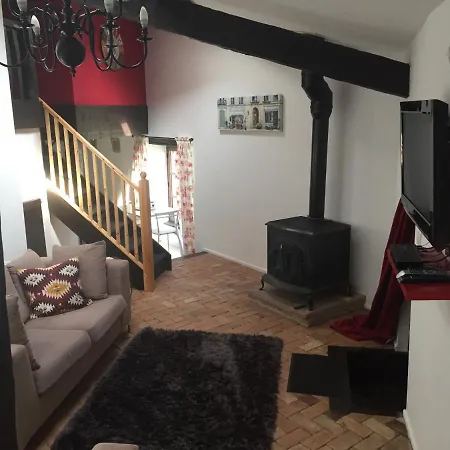 The Two Vines 2 Bed House In Chez Ravard Semesterbostad *