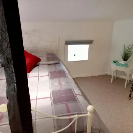 Semesterbostad The Two Vines 2 Bed House In Chez Ravard