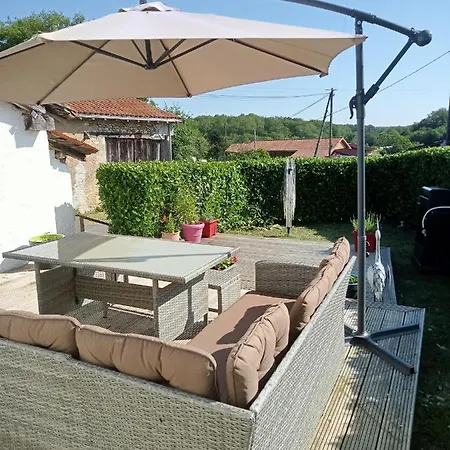 The Two Vines 2 Bed House In Chez Ravard Semesterbostad